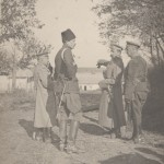 Mannerheim med några av sina officerare under operationerna i Galizien år 1915.